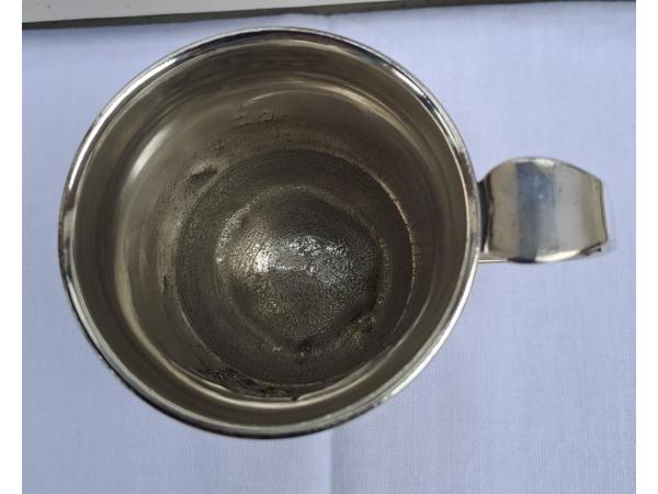 Oude Gero 90 verzilverde geboortebeker met bestek.