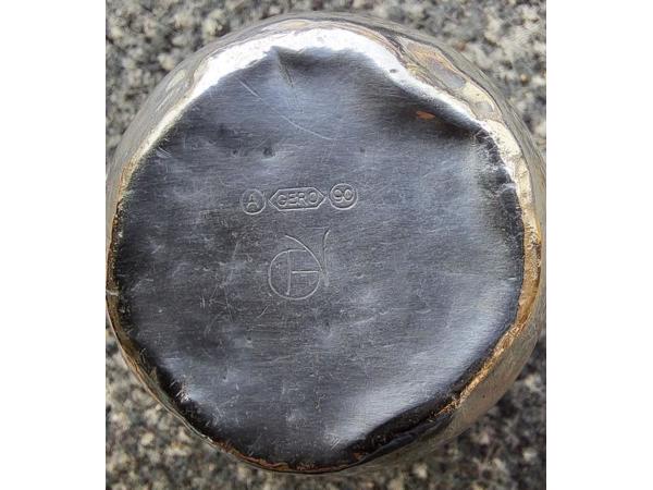 Oude Gero 90 verzilverde geboortebeker met bestek.