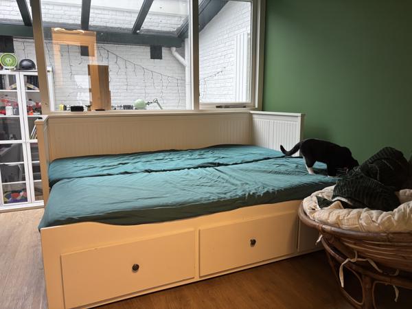 Uittrekbaar bed in wit 1,6/2m