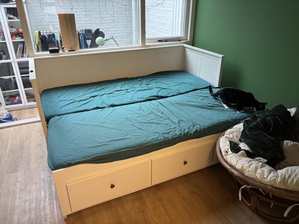 Uittrekbaar bed in wit 1,6/2m
