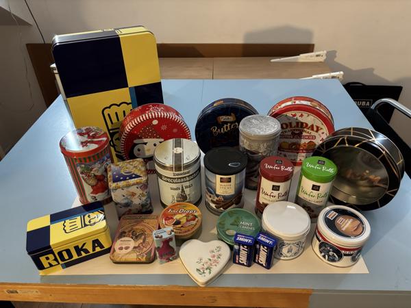 Kerstblik 13,5 cm doorsnee trommel beer kerst beertje trui