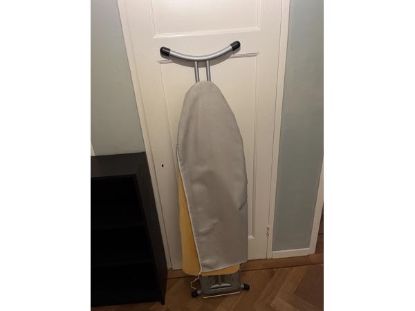 Ikea billy zwart plus strijkplank