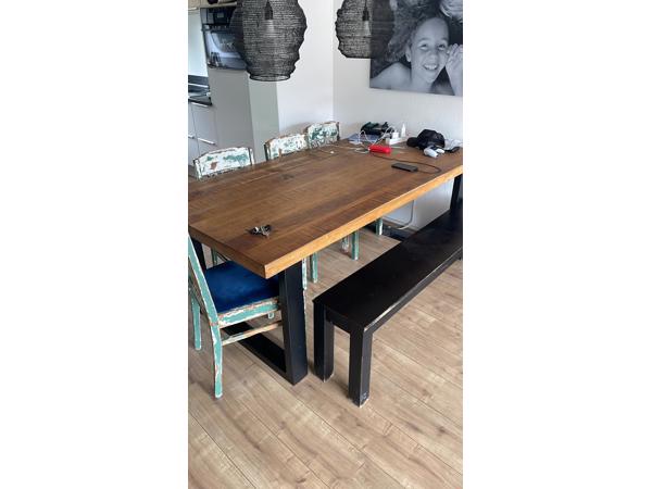 Gratis af te halen mango houten tafel