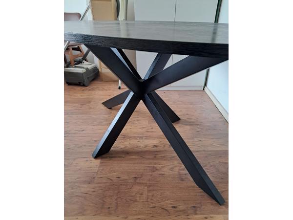eettafel+vier stoelen