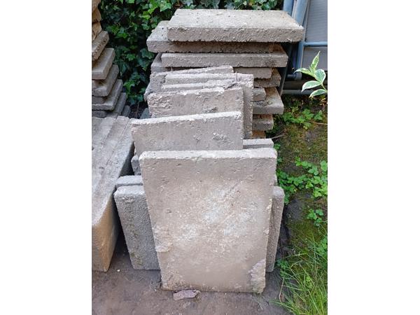 Betontegels 60x40x6 en 30x30x4