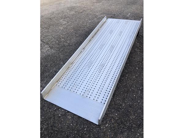 Oprijplaat Altec Drempelhulpen Oprijplaten Rampe