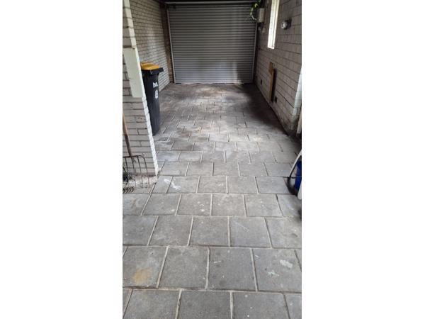 Ca. 40m2 30x30 tegels