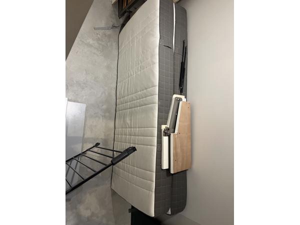 Uitvouw bed/inbouw bed twee persoons