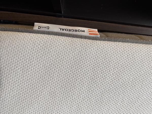 GRATIS 2-persoons Ikea bed (160x200 cm)