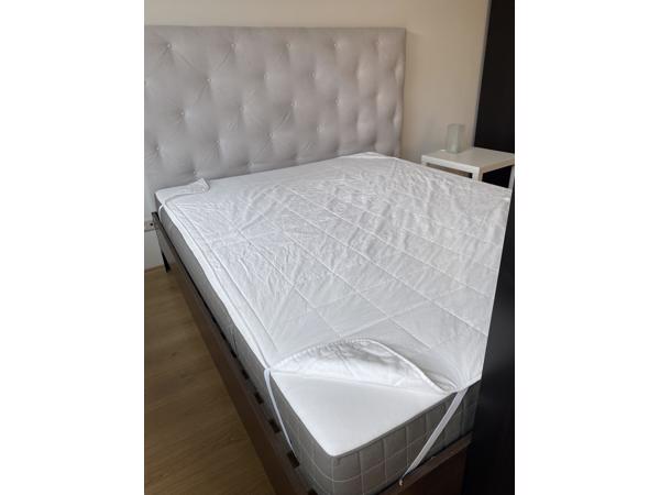 GRATIS 2-persoons Ikea bed (160x200 cm)