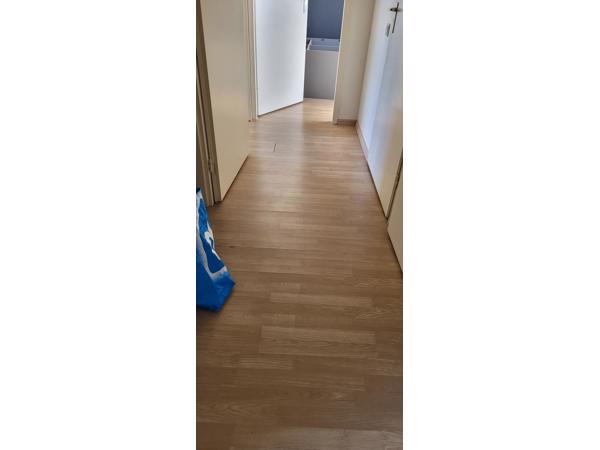Laminaatvloer, +/- 30-40 m2