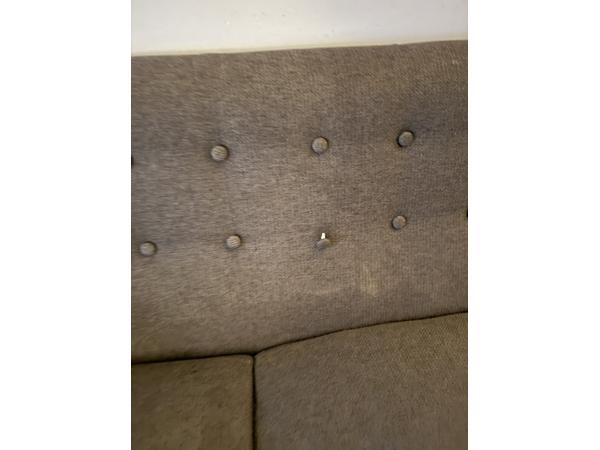 Grijze stoffen driezitter