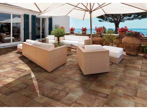 Landelijke vloeren, terracotta tegels en boeren plavuizen