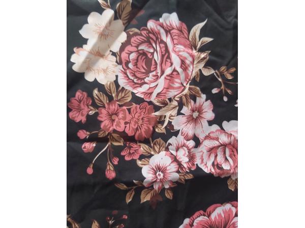 mouwloos luchtig shirt bloemen L