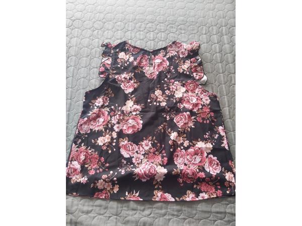 mouwloos luchtig shirt bloemen L