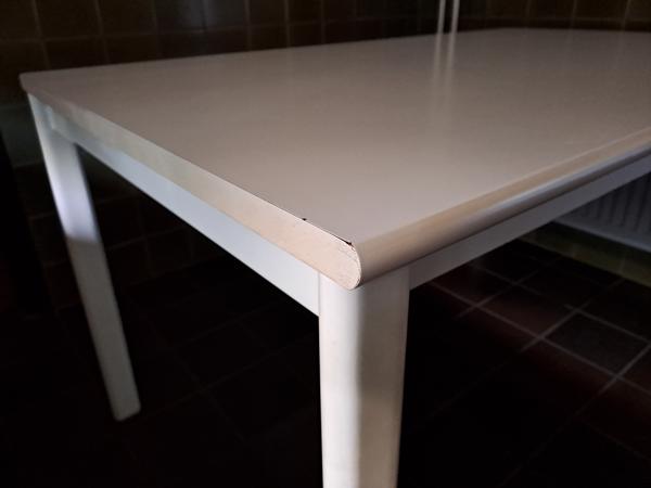 Moderne keukentafel