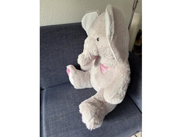 Grote knuffel olifant grijs met wit roze accenten