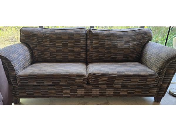 Stoffen ruime twee zit bank