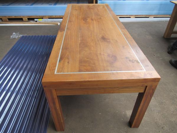 Goedkope mooie eiken tafels in de aanbieding