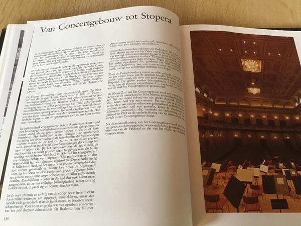 Amsterdam boek ,prachtig exemplaar ,mooie foto's & tekst