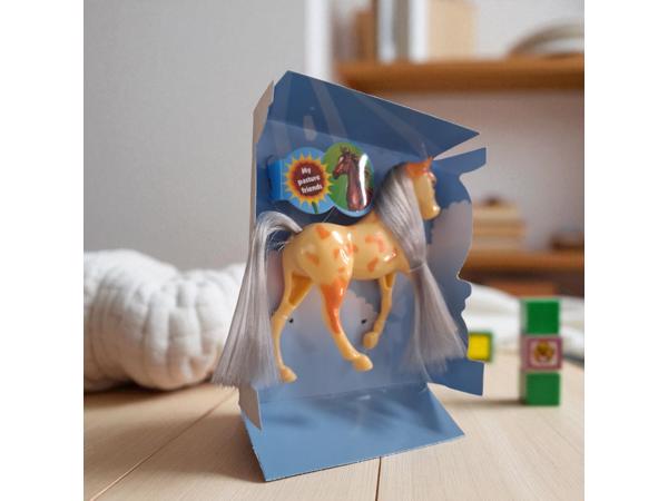 Little horse speelpaard geel oranje grijze haren camouflage