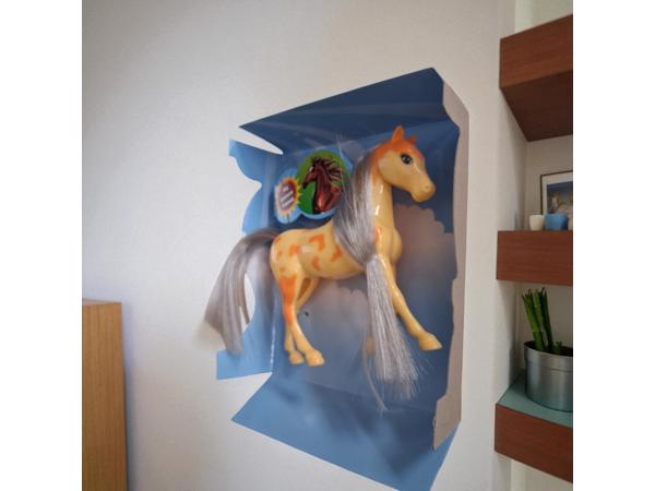 Little horse speelpaard geel oranje grijze haren camouflage