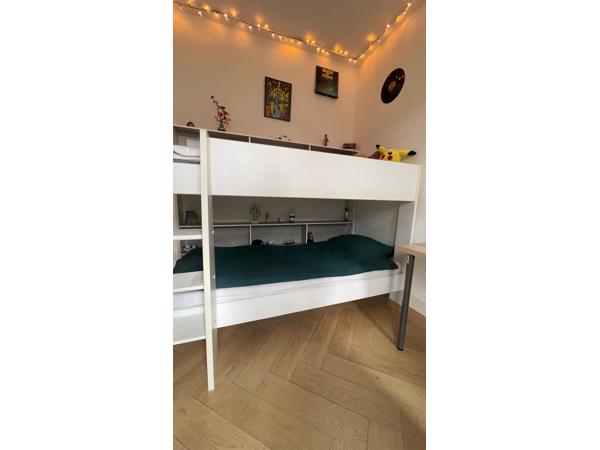 Stevig stapelbed Taylor