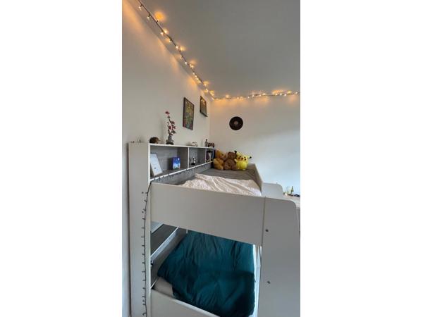 Stevig stapelbed Taylor