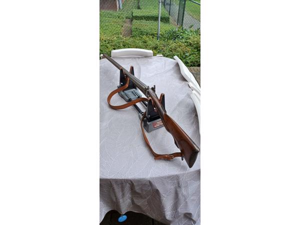 Antiek vrijgesteld percussie dubbelloops geweer