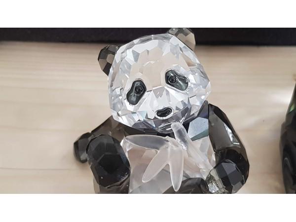 Swarovski Pandajong met doos, omdoos en certificaat