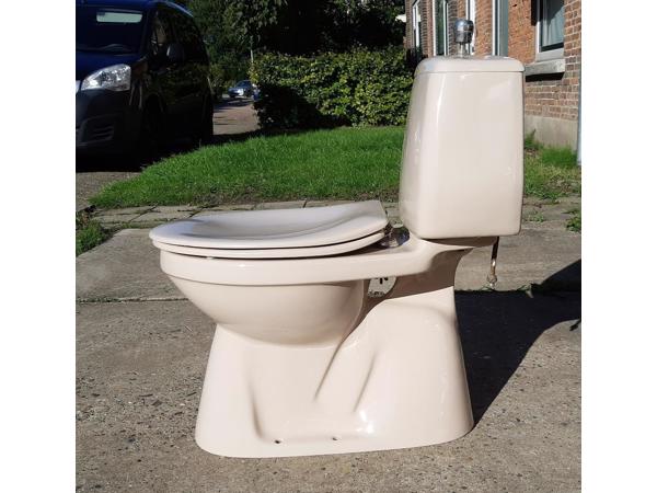 70's Camee kleurig SPHINX duoblok toilet, wastafel, planchet