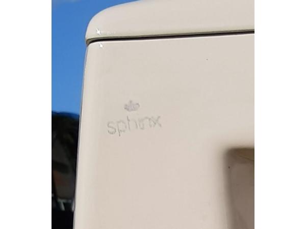 70's Camee kleurig SPHINX duoblok toilet, wastafel, planchet