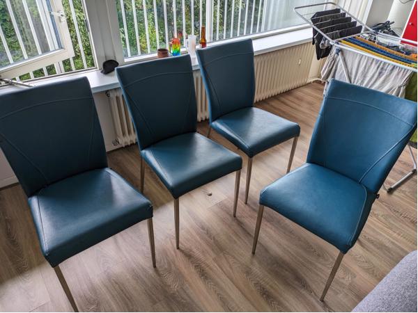 4 eetkamerstoelen