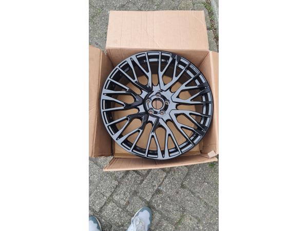 Land Rover Evogue velgen velare 22 onbeschadigd 4st