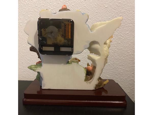Antieke Elina Bird klok