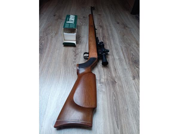 Diana 50 luchtbuks uit 1974