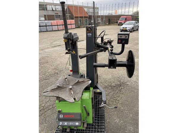 Bandenapparaat met hulparm Bosch TCE4420 12 tot 23