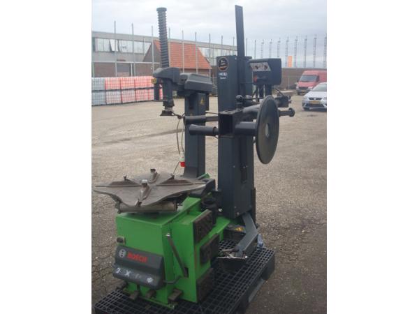 Bandenapparaat met hulparm Bosch TCE4420 12 tot 23