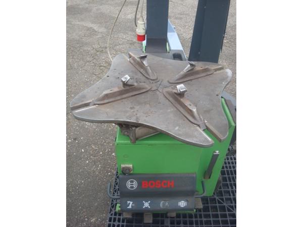 Bandenapparaat met hulparm Bosch TCE4420 12 tot 23