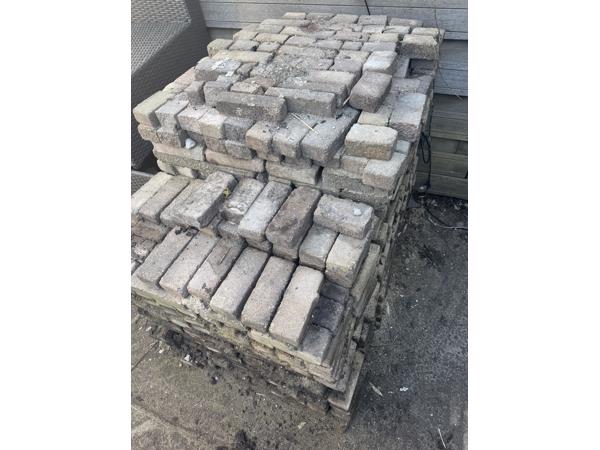 Gebakken klinkers / tuinbestrating