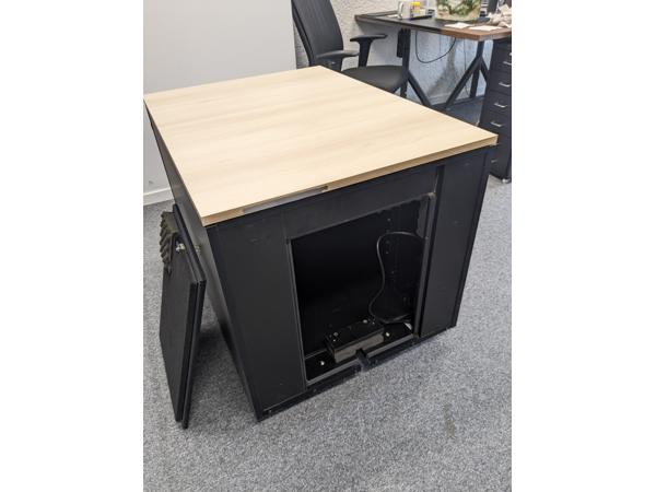APC NetSchelter CX Mini rack-kast