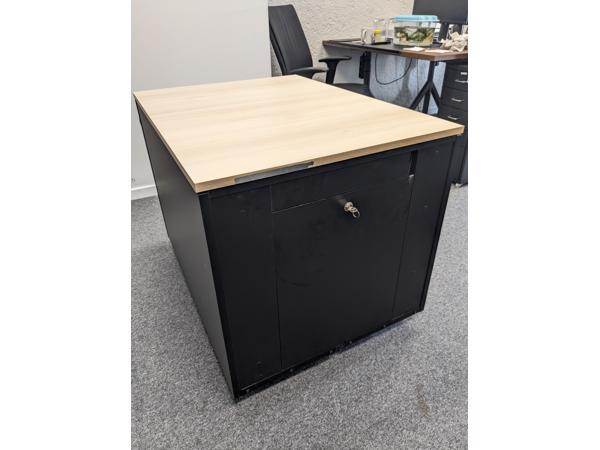 APC NetSchelter CX Mini rack-kast