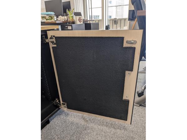 APC NetSchelter CX Mini rack-kast