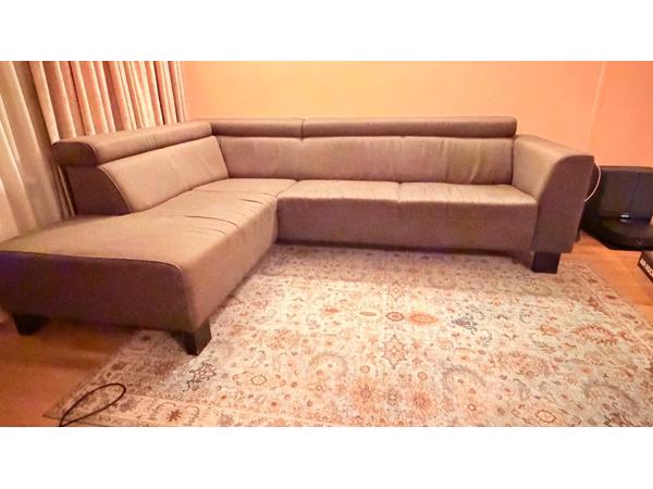 Corner Sofa in decent condition