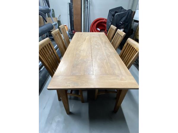 Teakhouten eetkamer tafel en 6 stoelen