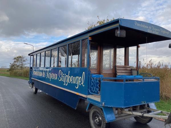 Te koop Paarden/Trekker Tram ± 30 pers