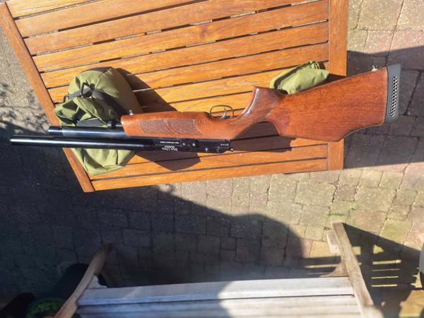 BSA Ultra multishot .22 of 5.5 mm