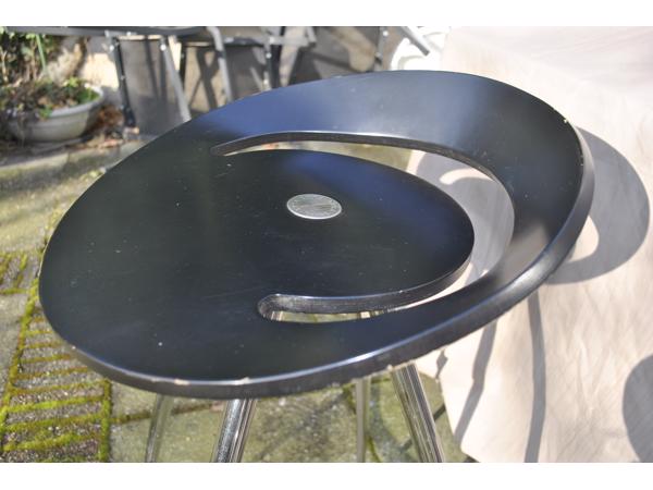 2 design barkrukken