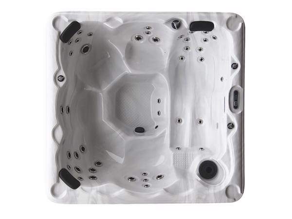 Spabad Maxicuzzi Alps