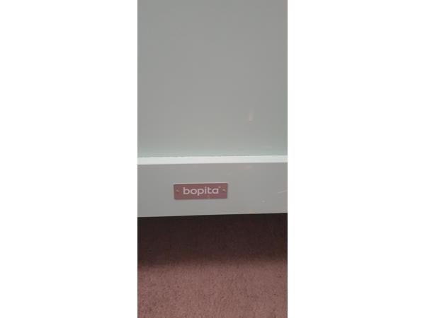 Bonita baby bed met klamboe en standaard